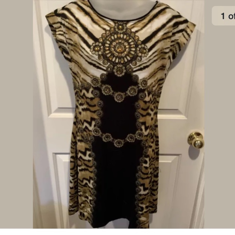 Madison Paige Sz L  Jeweled Animal print Sweater Dress B34
